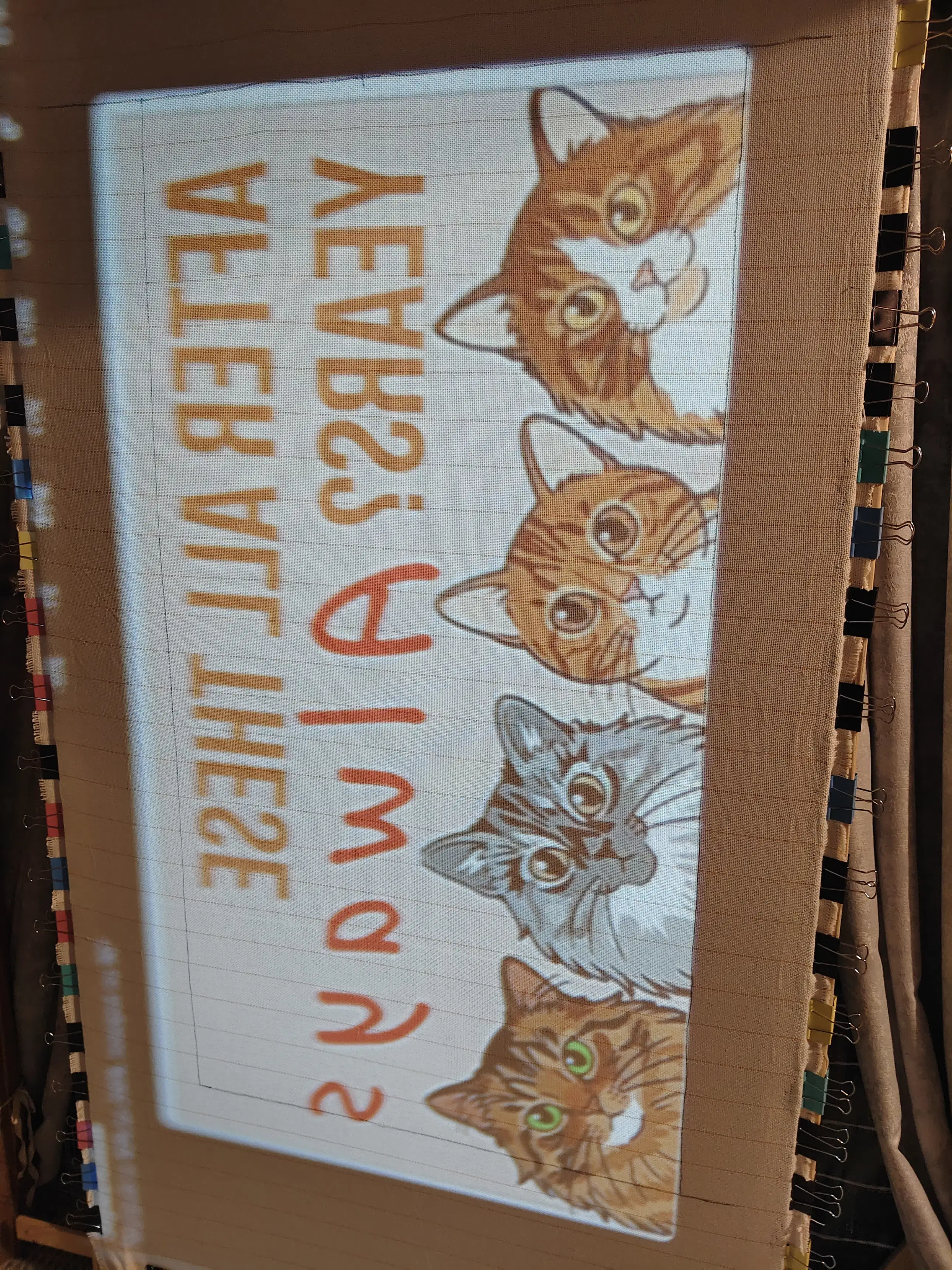 Фото этапа "Отрисовка макета на ткани" для ковра: Тафтинг ковров на заказ: как создаётся премиальный ковёр и почему его выбирают