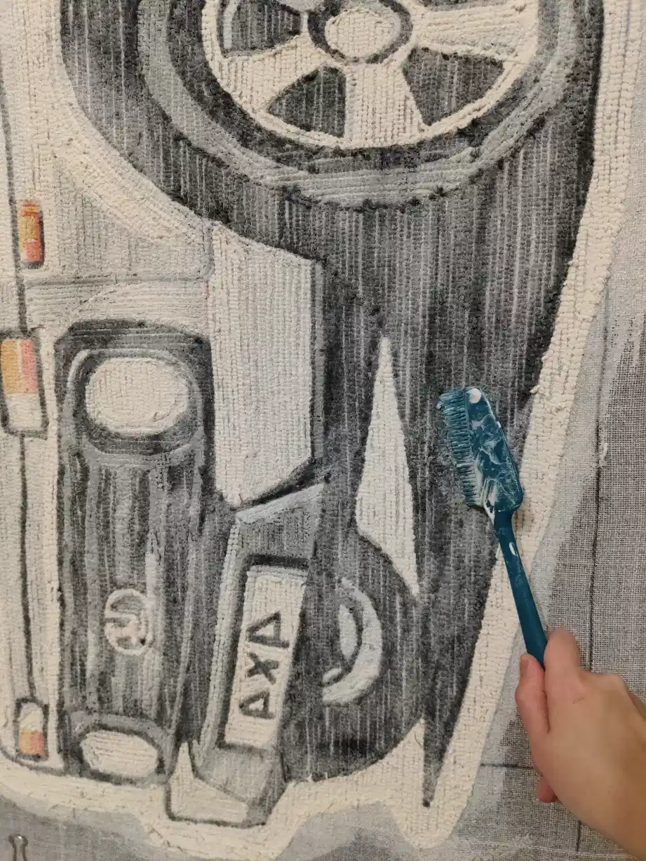 Фото этапа "Промежуточный отчет" для ковра: Тафтинговый ковёр с машиной Лада Нива — процесс изготовления ковра ручной работы