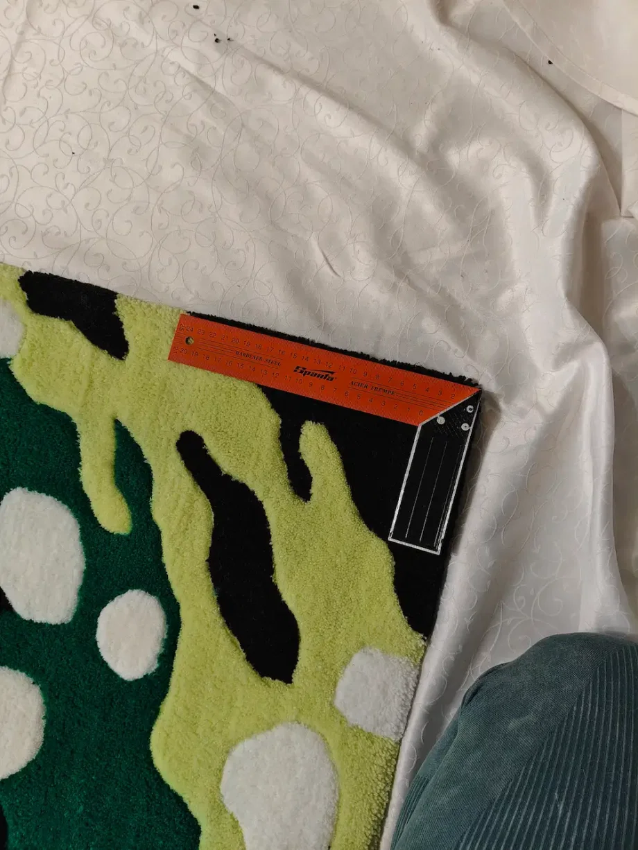 Фото этапа "Что в итоге?" для ковра: Изготовление тафтингового ковра на заказ: кейс ковра с Риком и Морти