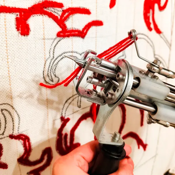 настройка тафтинг-пистолета для изготовления ковра в автомобиль